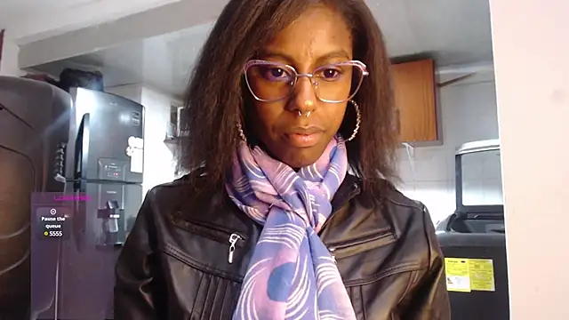 Snapshot of CoccoBele69 chatting on January 14, 1:47 am CoccoBele69 online show from January 14, 1:47 am