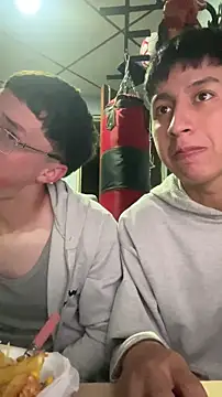 Snapshot of Stiven_017 chatting on February 21, 2:23 am Stiven 017 online show from February 21, 2:23 am