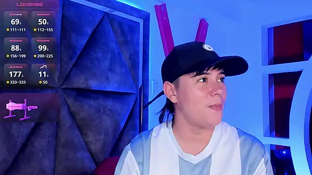 AbbySmiitth  online show from January 9, 10:55 pm