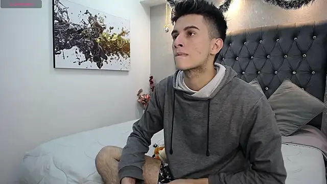 Snapshot of MrWilliseo chatting on December 14, 8:08 pm MrWilliseo online show from December 14, 8:08 pm