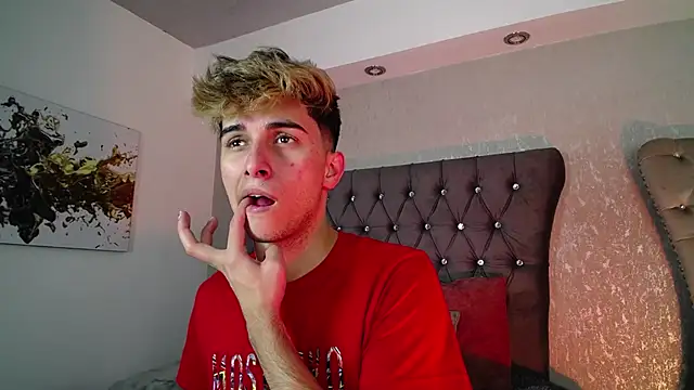 Snapshot of MrWilliseo chatting on September 27, 3:00 am MrWilliseo online show from September 27, 3:00 am