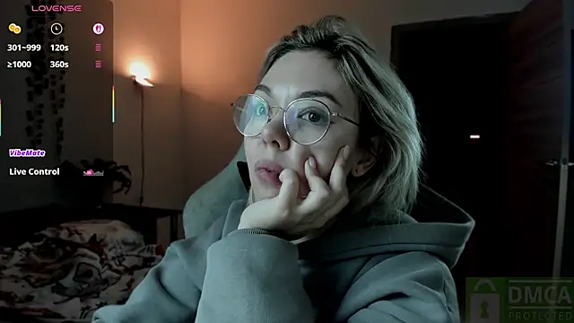 Snapshot of whoa-hoa-hoa-hoa-hoa chatting on October 13, 9:15 pm whoa-hoa-hoa-hoa-hoa online show from October 13, 9:15 pm