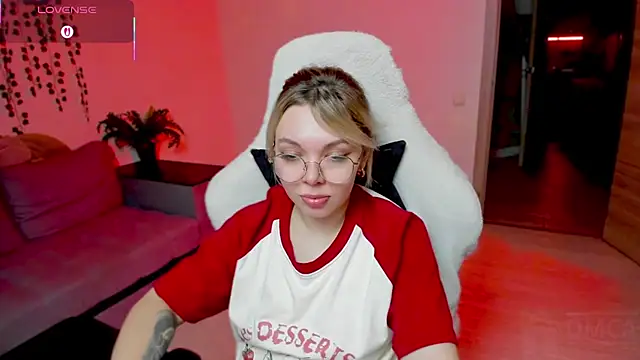 Snapshot of whoa-hoa-hoa-hoa-hoa chatting on November 8, 2:28 pm whoa-hoa-hoa-hoa-hoa online show from November 8, 2:28 pm