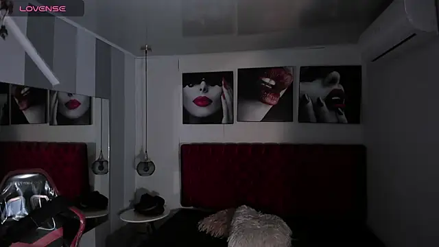 Snapshot of KENDER21_ chatting on February 2, 12:46 pm KENDER21 online show from February 2, 12:46 pm