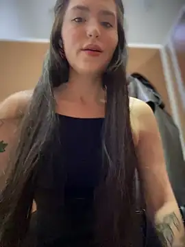 Snapshot of meow_girl chatting on January 23, 10:11 am meow girl online show from January 23, 10:11 am