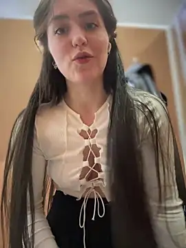 Snapshot of meow_girl chatting on March 1, 9:07 am meow girl online show from March 1, 9:07 am