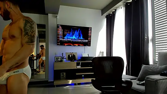 Snapshot of Maximo_Marcelo chatting on January 31, 3:11 pm Maximo Marcelo online show from January 31, 3:11 pm