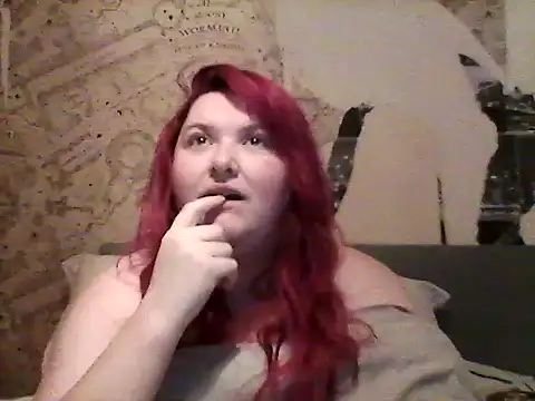 Snapshot of BBW_GoddessK chatting on December 11, 11:51 am BBW GoddessK online show from December 11, 11:51 am