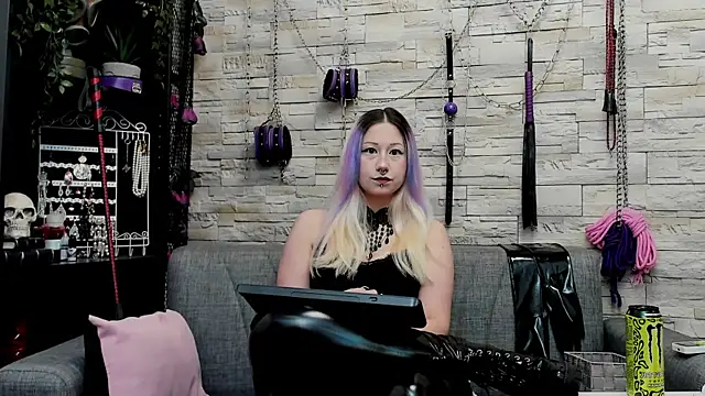 CruelMistress online show from February 16, 1:24 am