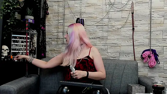 CruelMistress online show from June 14, 12:41 am