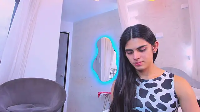 Venusflame   online show from September 14, 12:26 pm