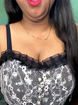 Snapshot of Ishaani_0 chatting on June 13, 5:44 pm Ishaani 0 online show from June 13, 5:44 pm