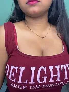 Snapshot of Ishaani_0 chatting on July 13, 8:00 pm Ishaani 0 online show from July 13, 8:00 pm