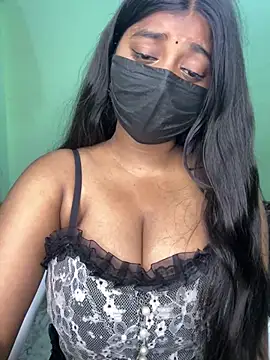 Snapshot of Ishaani_0 chatting on July 31, 6:18 pm Ishaani 0 online show from July 31, 6:18 pm