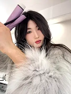 Snapshot of xyebobs chatting on December 5, 2:22 pm xyebobs online show from December 5, 2:22 pm