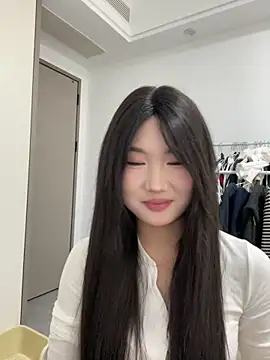 Snapshot of xyebobs chatting on November 23, 4:29 pm xyebobs online show from November 23, 4:29 pm