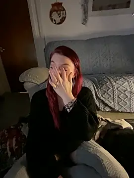 Snapshot of Stoner_BarbieXX chatting on December 25, 10:16 pm Stoner BarbieXX online show from December 25, 10:16 pm