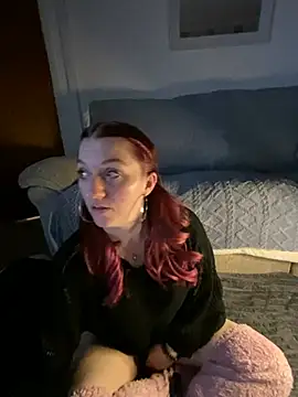 Snapshot of Stoner_BarbieXX chatting on January 10, 10:25 pm Stoner BarbieXX online show from January 10, 10:25 pm