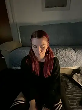 Snapshot of Stoner_BarbieXX chatting on January 12, 10:12 pm Stoner BarbieXX online show from January 12, 10:12 pm