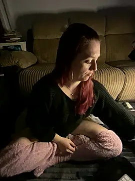 Snapshot of Stoner_BarbieXX chatting on March 3, 10:52 pm Stoner BarbieXX online show from March 3, 10:52 pm