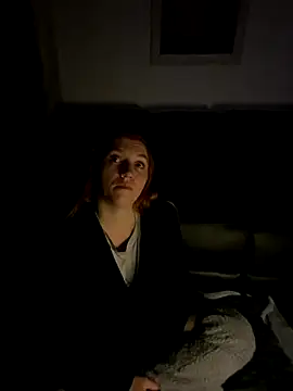 Snapshot of Stoner_BarbieXX chatting on November 2, 10:45 pm Stoner BarbieXX online show from November 2, 10:45 pm