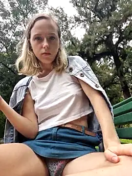 Snapshot of Public_Katrisha chatting on March 4, 4:41 pm Public Katrisha online show from March 4, 4:41 pm