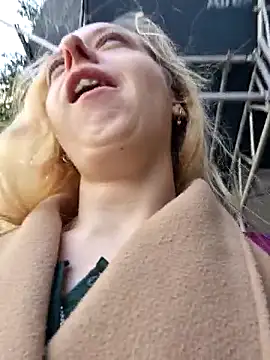 Snapshot of Public_Katrisha chatting on September 25, 1:15 pm Public Katrisha online show from September 25, 1:15 pm