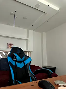 zoe connor19 online show from November 27, 7:49 pm