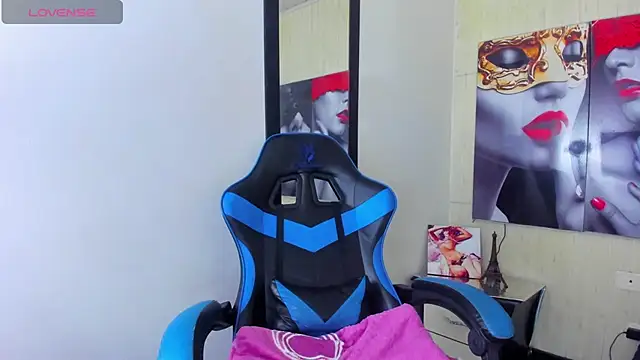 zoe connor19 online show from January 8, 7:27 pm