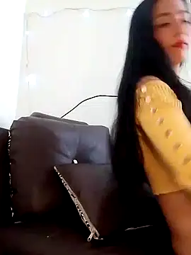 Snapshot of chloewildd_ chatting on December 28, 8:25 pm chloewildd online show from December 28, 8:25 pm