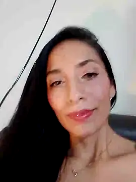 Snapshot of chloewildd_ chatting on December 29, 9:30 pm chloewildd online show from December 29, 9:30 pm