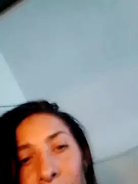 Snapshot of chloewildd_ chatting on January 18, 10:17 pm chloewildd online show from January 18, 10:17 pm