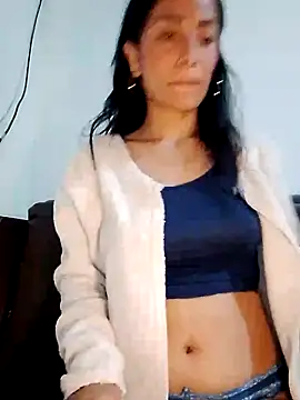 Snapshot of chloewildd_ chatting on February 12, 2:56 am chloewildd online show from February 12, 2:56 am