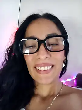 Snapshot of chloewildd_ chatting on October 19, 9:26 pm chloewildd online show from October 19, 9:26 pm