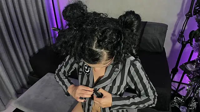 Morgan Hilll  online show from October 12, 1:10 pm