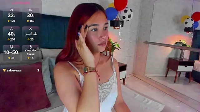Snapshot of AdeleAndersonn chatting on June 17, 2:07 pm AdeleAndersonn online show from June 17, 2:07 pm
