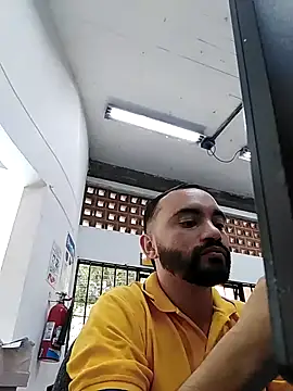 Snapshot of Juandiam chatting on June 17, 8:43 pm Juandiam online show from June 17, 8:43 pm