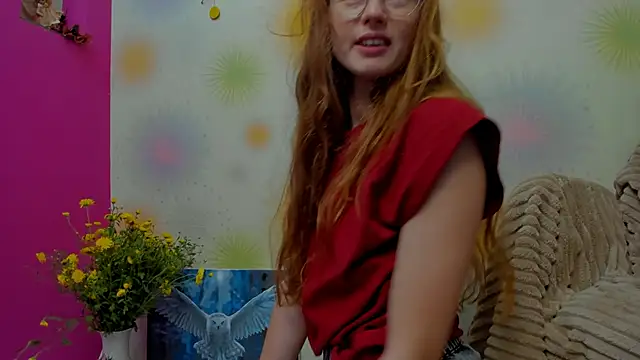 Snapshot of Fire_Luna chatting on September 18, 6:37 am Fire Luna online show from September 18, 6:37 am