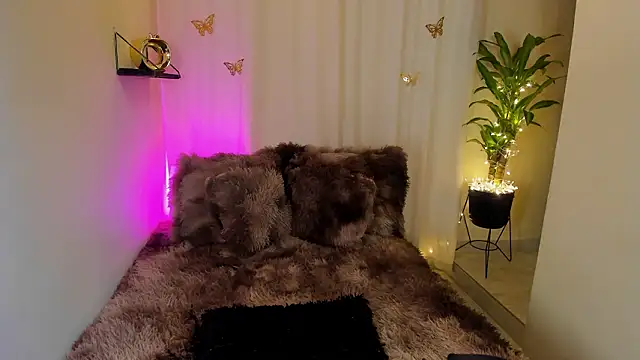 Kaaiiri online show from January 16, 2:32 pm