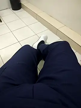 Snapshot of gatmoreno1 chatting on September 29, 4:23 pm gatmoreno1 online show from September 29, 4:23 pm