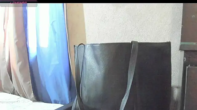 Natalystevens online show from February 2, 5:11 pm