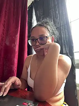 Snapshot of angela_angels_ chatting on June 21, 2:19 pm angela angels online show from June 21, 2:19 pm