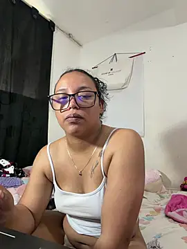 Snapshot of angela_angels_ chatting on July 25, 3:31 pm angela angels online show from July 25, 3:31 pm