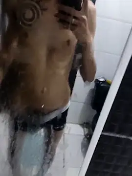 Juliano69xv online show from March 22, 1:32 am