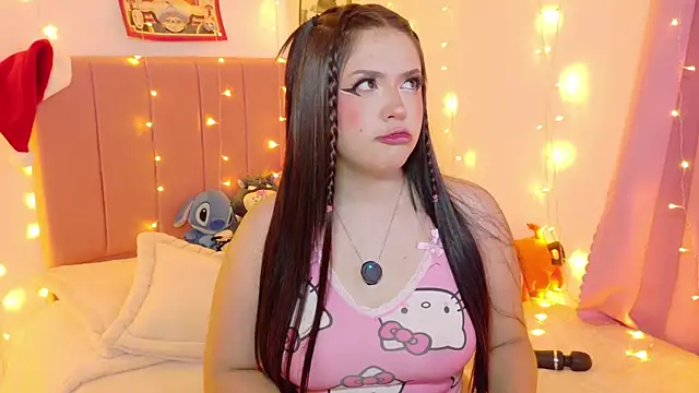 Snapshot of p3ach1 chatting on December 19, 3:46 am p3ach1 online show from December 19, 3:46 am