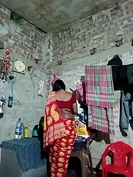 Snapshot of Sagarika-24 chatting on December 4, 10:57 am Sagarika-24 online show from December 4, 10:57 am