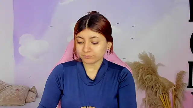 Snapshot of carolayrosse chatting on March 7, 12:48 am carolayrosse online show from March 7, 12:48 am