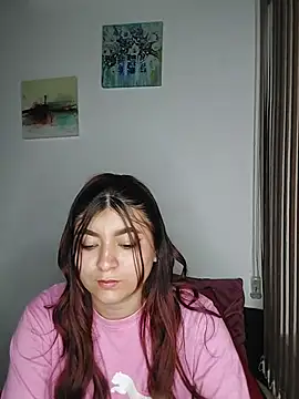 Snapshot of carolayrosse chatting on November 24, 5:07 am carolayrosse online show from November 24, 5:07 am