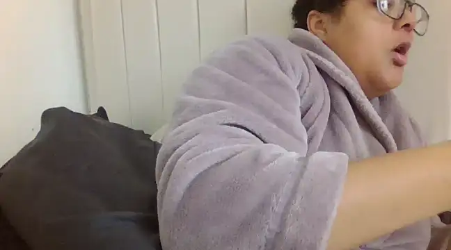 vanilla chocolate23 online show from February 1, 11:10 am