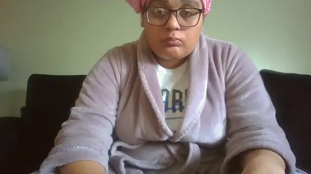 vanilla chocolate23 online show from February 16, 9:59 am